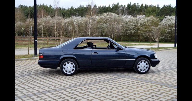 Mercedes-Benz Klasa E cena 26999 przebieg: 290000, rok produkcji 1996 z Jelenia Góra małe 407